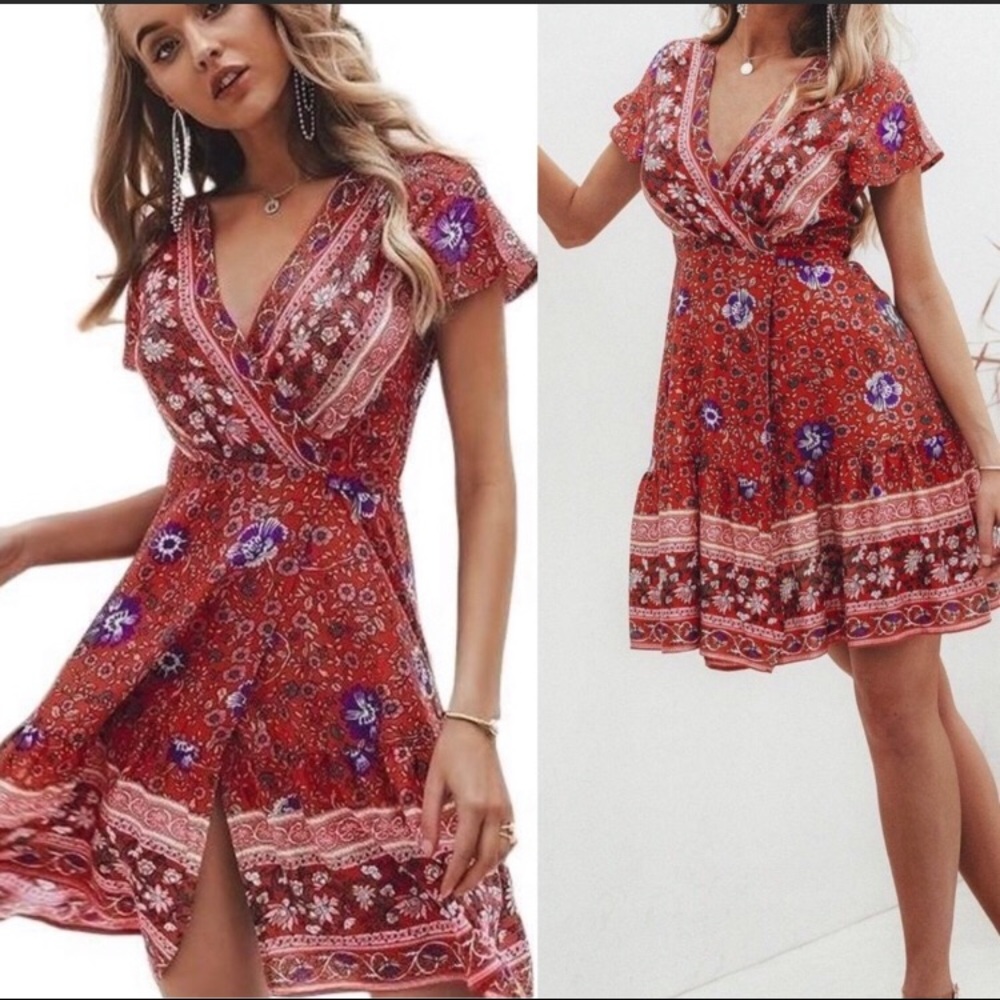 HOST PICK🌻🌻🌻 Red Floral Mini Dress - Picture 2 of 3